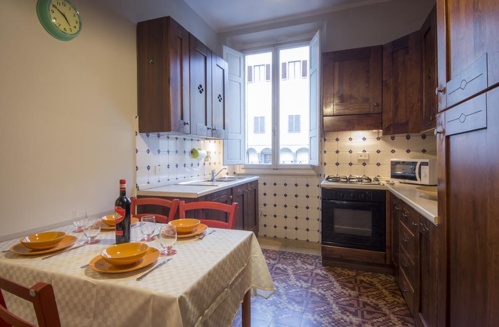 Apartamento House In The San Pier Maggiore Arch *